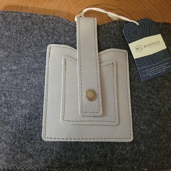 Handcrafted RUSTICO Fine Leather Tablet Case - NEW WITH TAGS - Picture 1 of 7